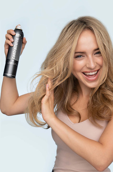 Laque cheveux tenue ferme Control Force™
