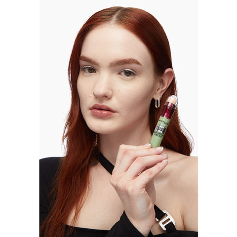 Instant Age Rewind de Maybelline New York, correcteur de teint, réduit les rougeurs et les imperfections, pigments qui s’estompent facilement, vert, 6 ml