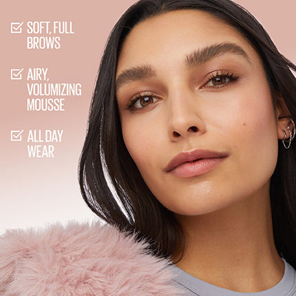 Mousse à sourcils Superfluff de Maybelline New York, tenue longue durée, sourcils fournis, mousse volumisante et aérienne, brun doux, 5 ml