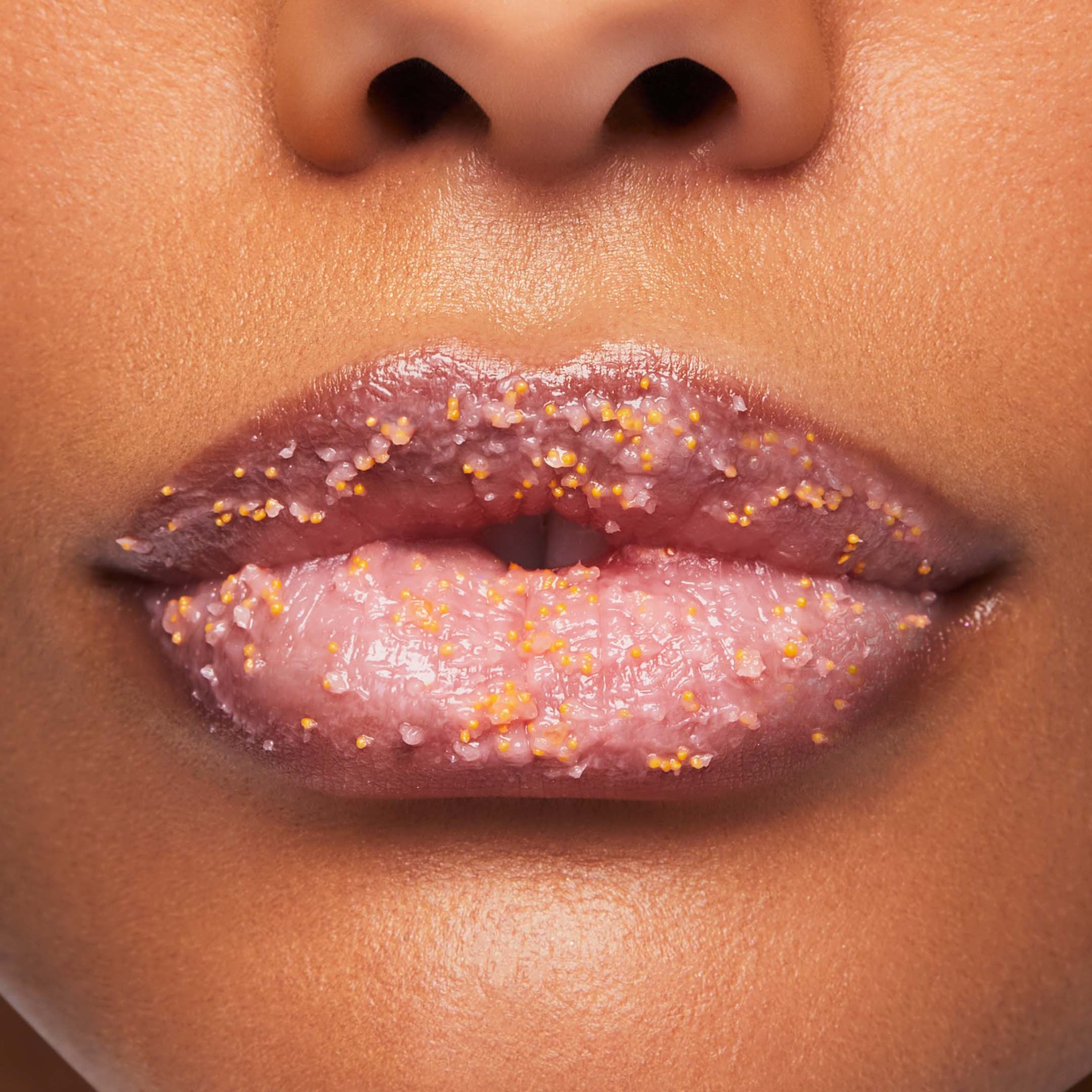 Power-Full Plump Lip Scrub Sweet Guava