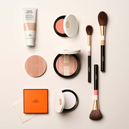 Les Pinceaux Hermes Plein Air Highlighter Brush