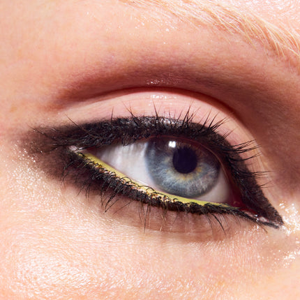 COLOUR EXCESS GEL EYE LINER B-A-N-A-N-A-S