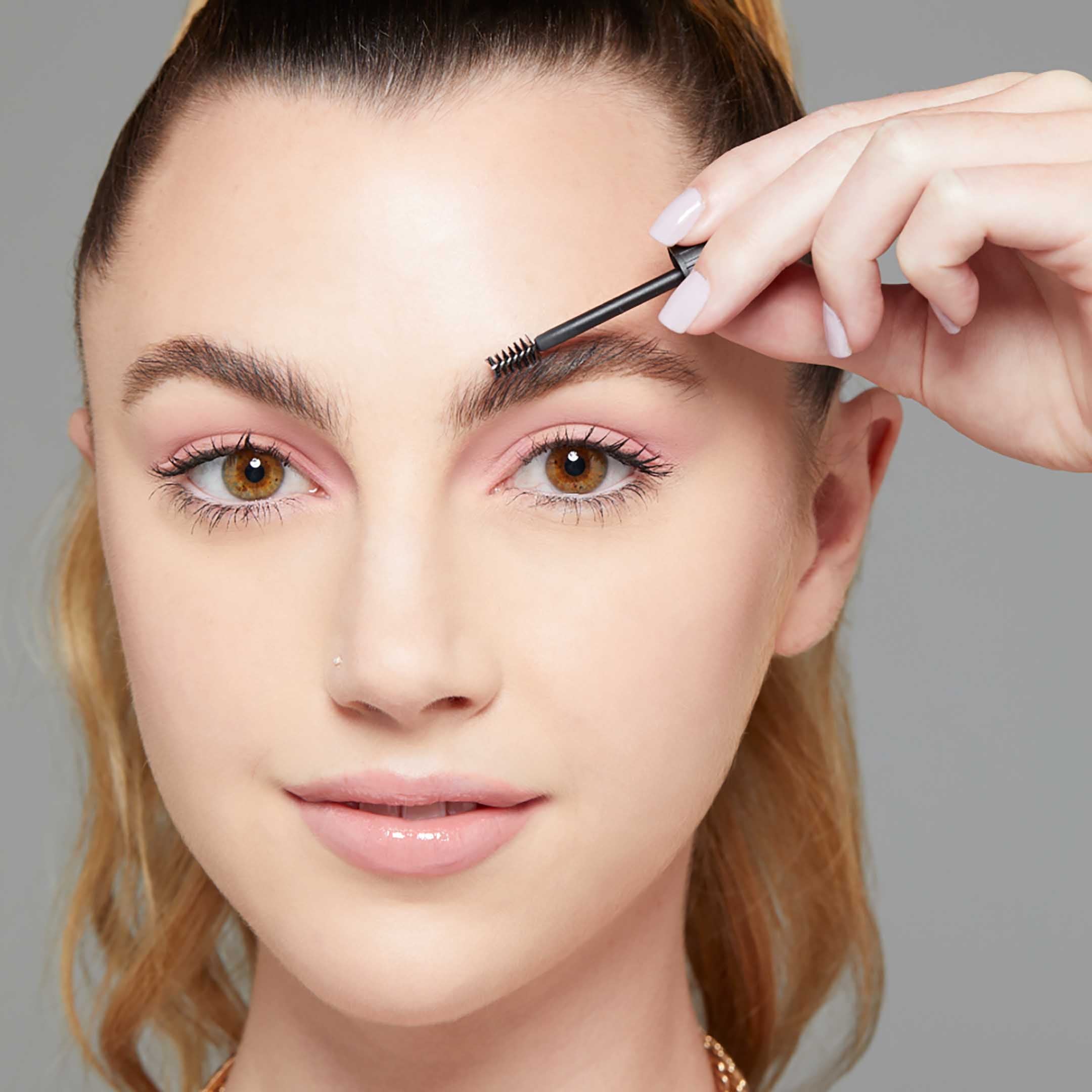 The Brow Glue Instant Brow Styler