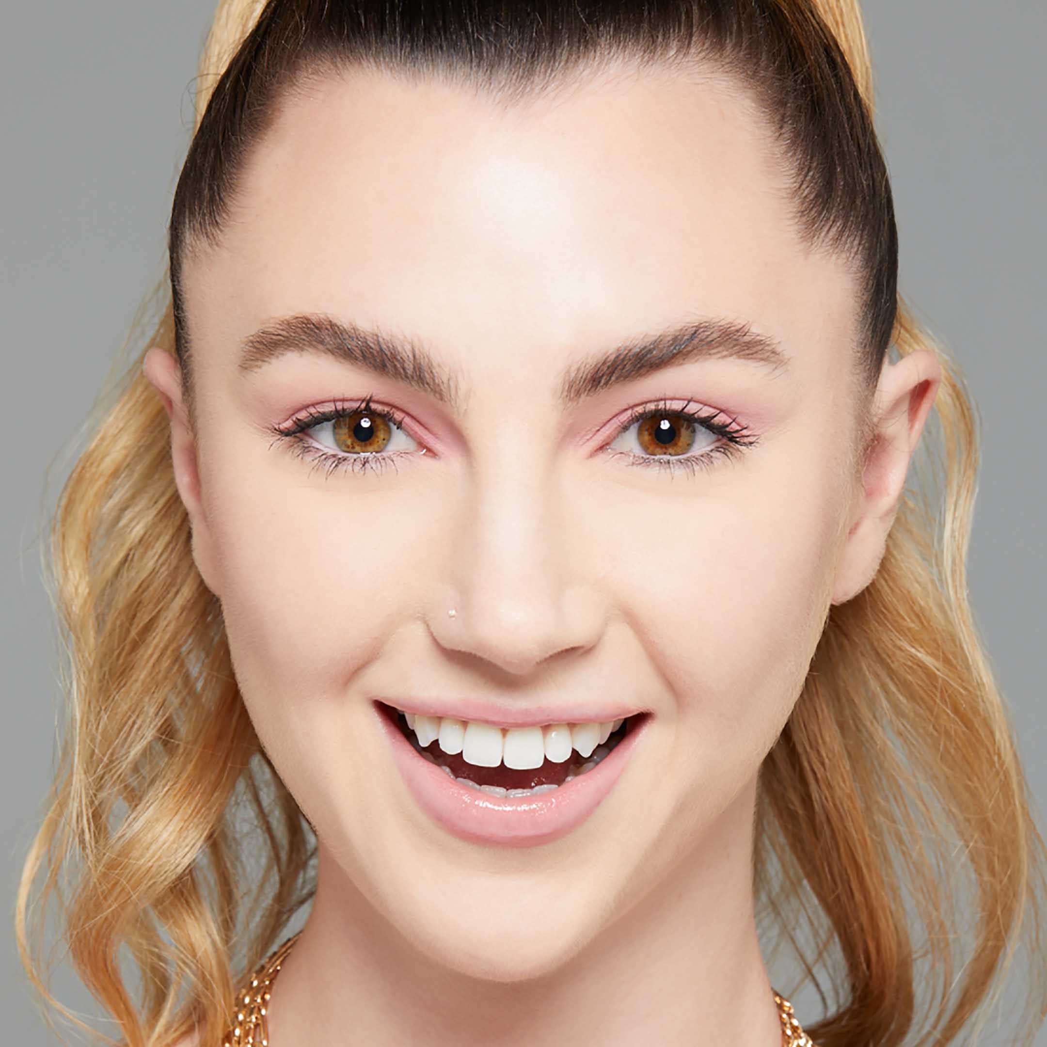 The Brow Glue Instant Brow Styler