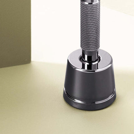 Razors Inkwell Stand - Gunmetal (Over Brass)