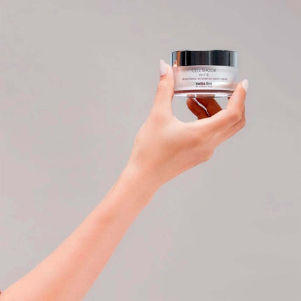 Crème de nuit révélatrice d'éclat intense