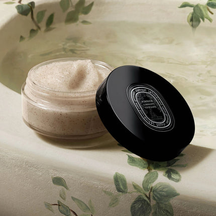 Invigorating scrub - For the body